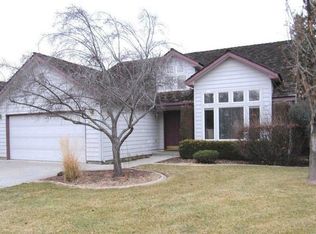 5448 N Riffle Way, Garden City, ID 83714