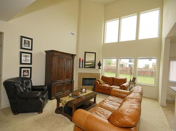 4th image of 20821 Penny Royal Dr