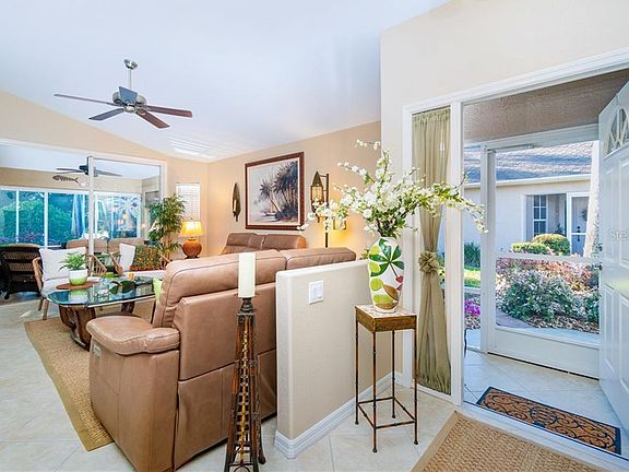 5th image of 4210 Fairway Pl