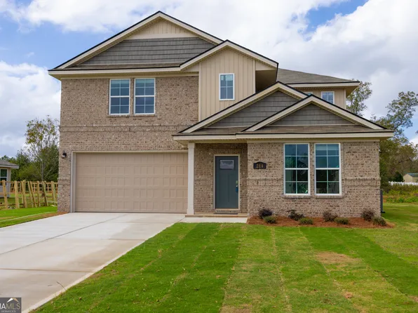 214 Ivy Glen Dr, Perry, GA 31069