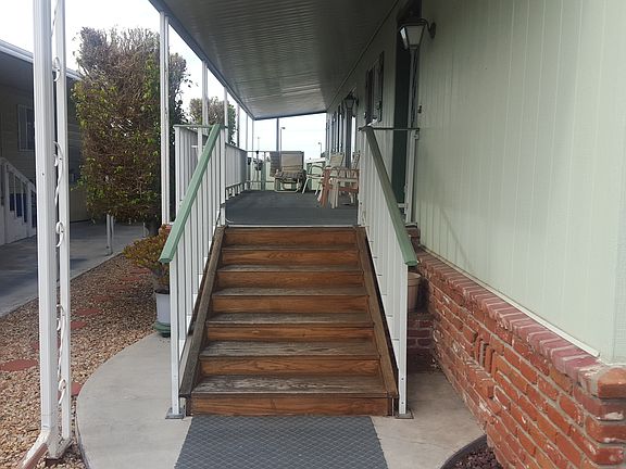 3rd image of 1506 Oak Dr Space 112