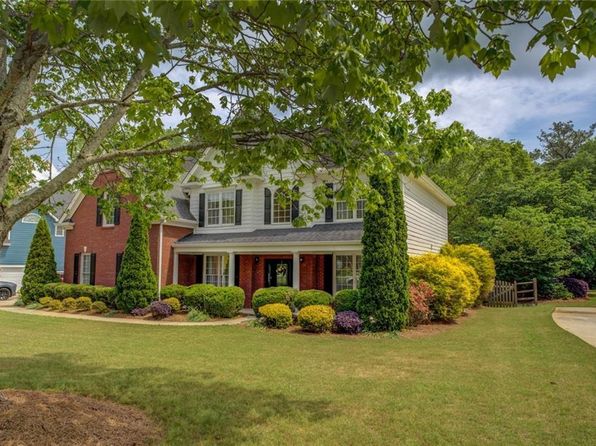 121 Providence Club Dr, Monroe, GA 30656