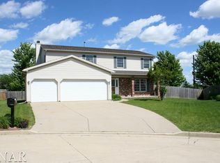 1502 Belleck Ct, Normal, IL 61761