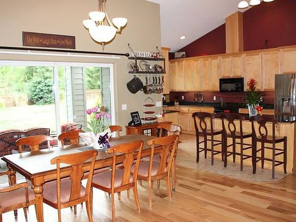 Kitchen/Dining