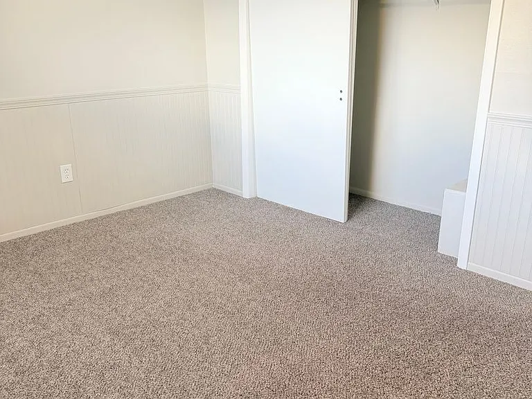 1805 Earlyview Ct — Photo 13