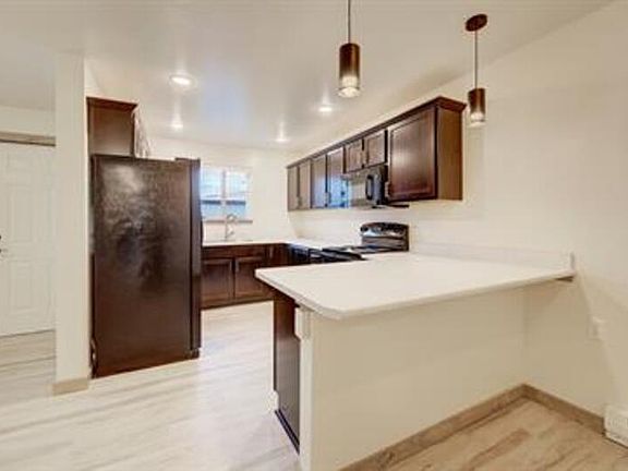 5th image of 3105 Cooney Dr #1