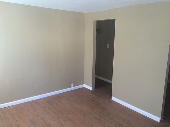 3rd image of 3707 High Dr