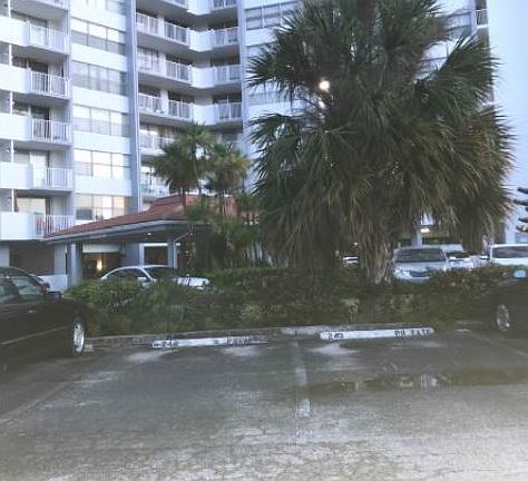 3rd image of 1200 NE Miami Gardens Dr APT 903W