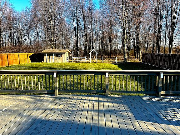3rd image of 1956 Teakwood Dr