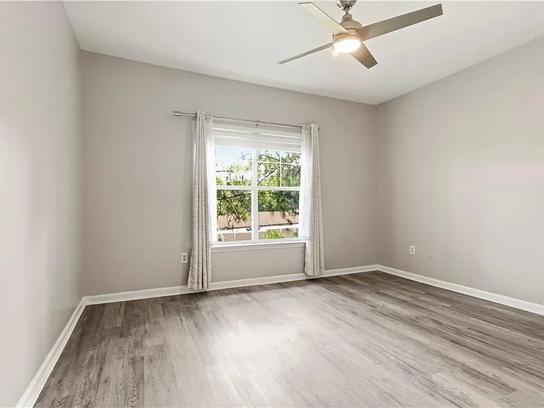 2700 Pine Tree Rd NE #2303 — Photo 10