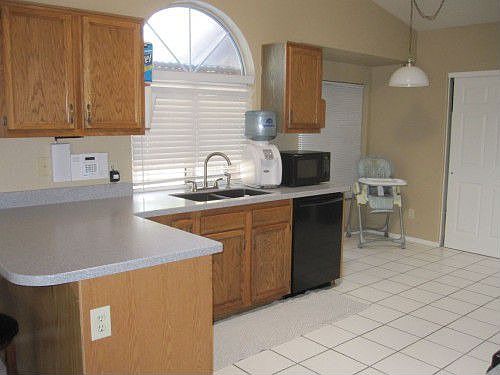 4th image of 11050 N 61st Ave