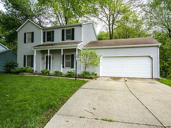 2nd image of 26567 Hampton Woods Dr