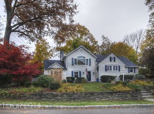 68 Brandywine Rd, Ho Ho Kus, NJ 07423