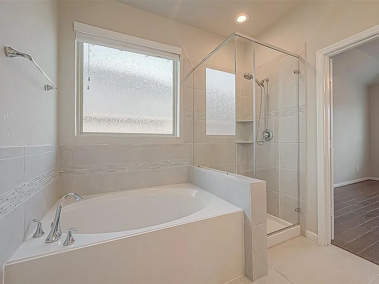 1711 Dominion Heights Ln — Photo 34