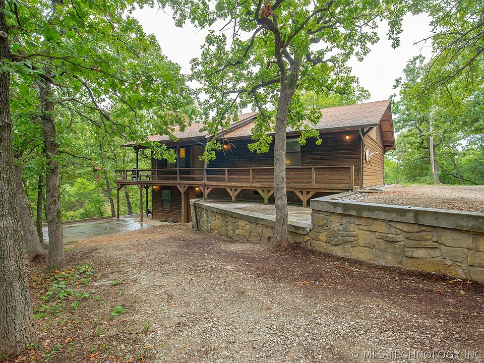 1st image of 4718 Drury Woods Dr