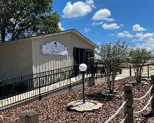 Condo Office on site.