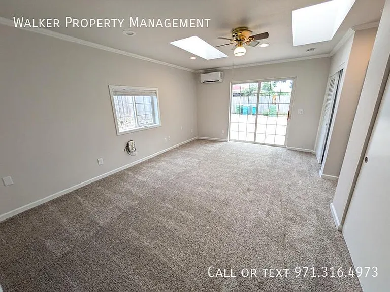 3911 NE Garden Dr — Photo 8
