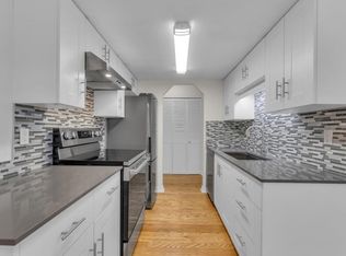 1641 Woodland Dr #104, Vancouver, BC