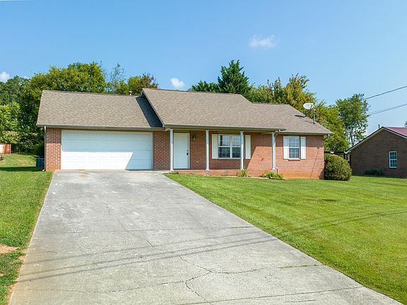 2nd image of 637 Ross Dr