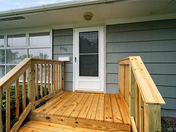 5th image of 2501 Vale Dr