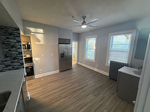 5th image of 74 Ellis St