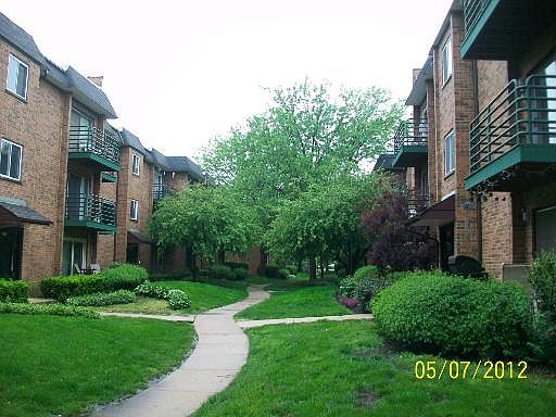 2nd image of 929 Buccaneer Dr APT 5