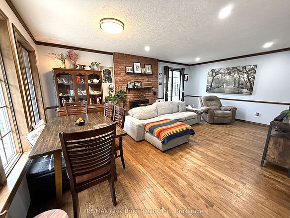 4th image of 840 4th St E