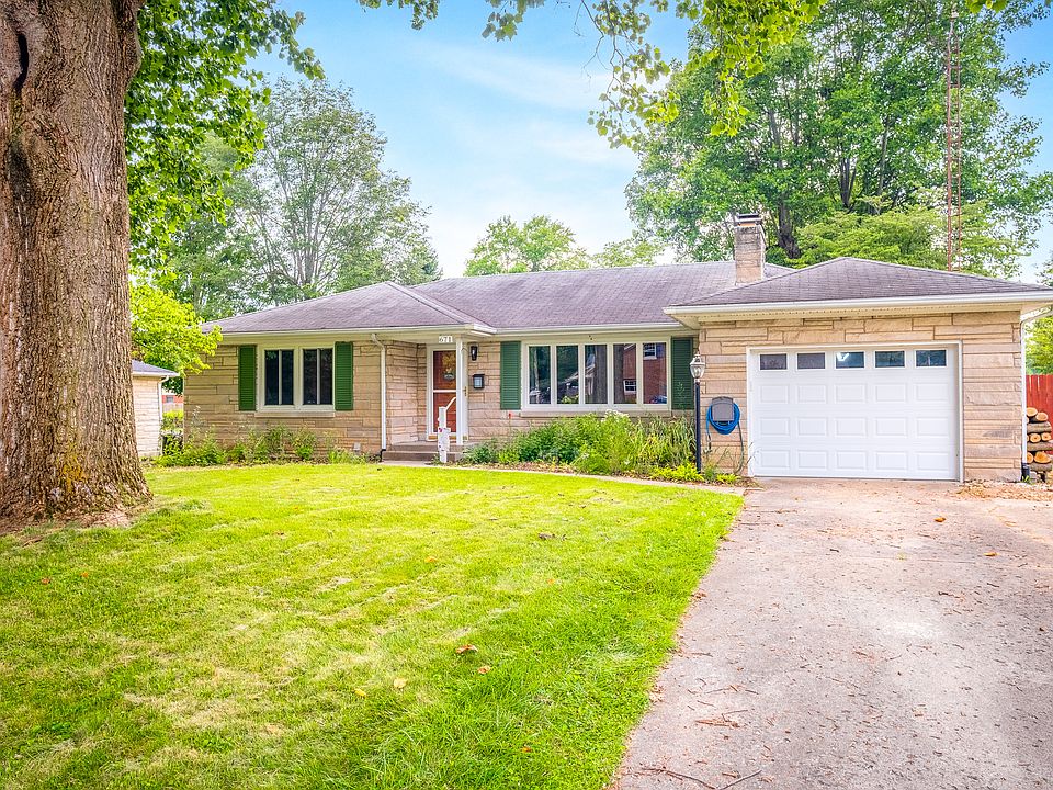 1st image of 671 East Dr