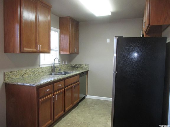 4th image of 4741 Lemon Hill Ave