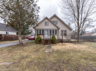 3165 Fisher Ave, Commerce Township, MI 48390