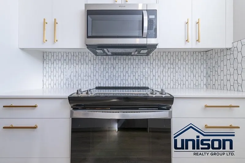 1 bed, 700 sqft, $1,000 — Photo 4