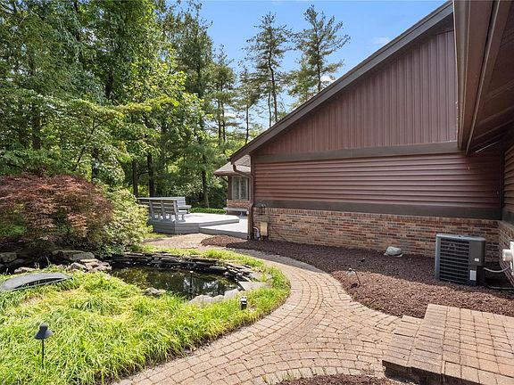 5th image of 12666 Mason Forest Dr