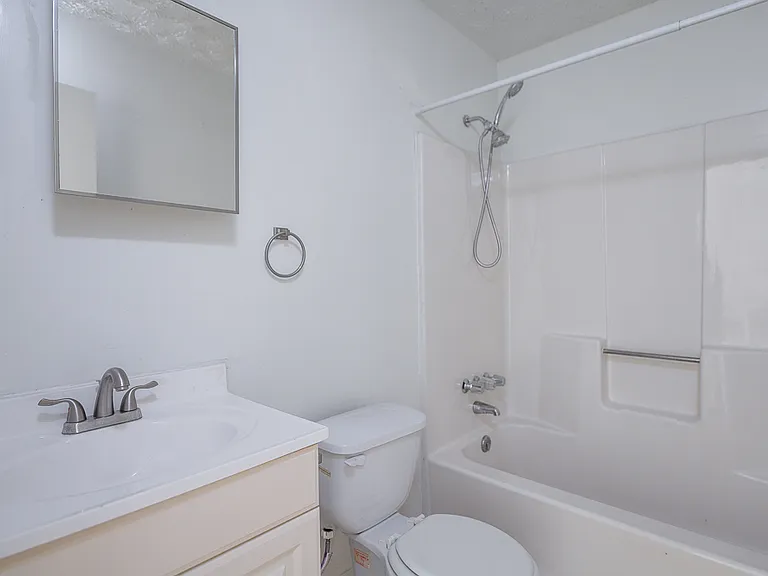 8365 Warren Dr — Photo 19