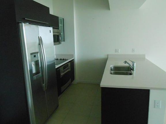 3rd image of 333 NE 24th St APT 1405