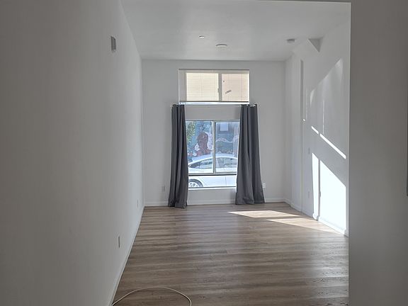 2nd image of 2400 17th Ave #9