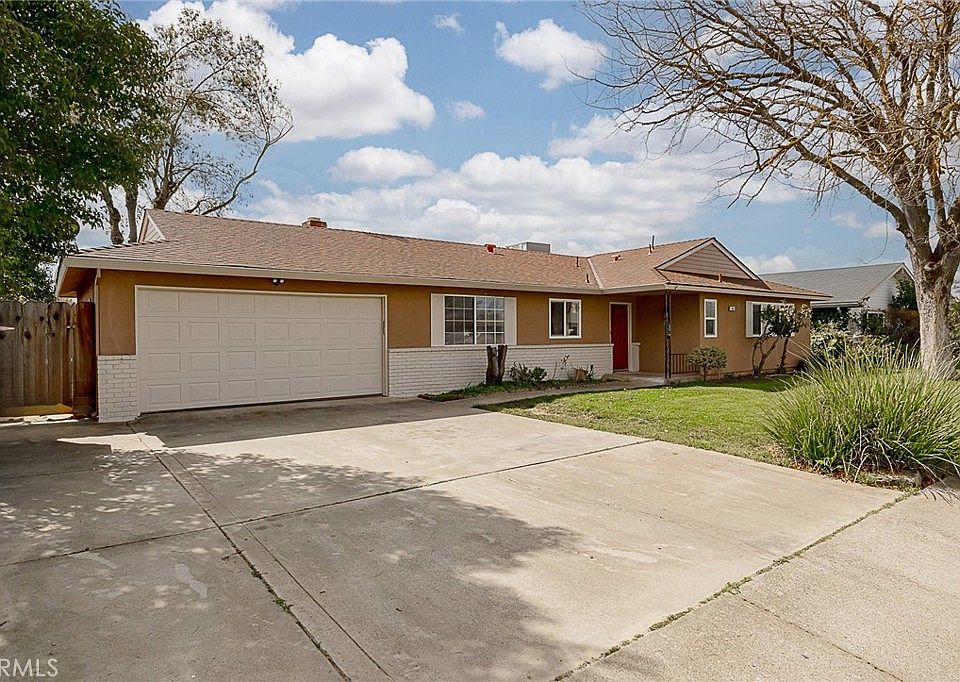 1st image of 384 Della Dr