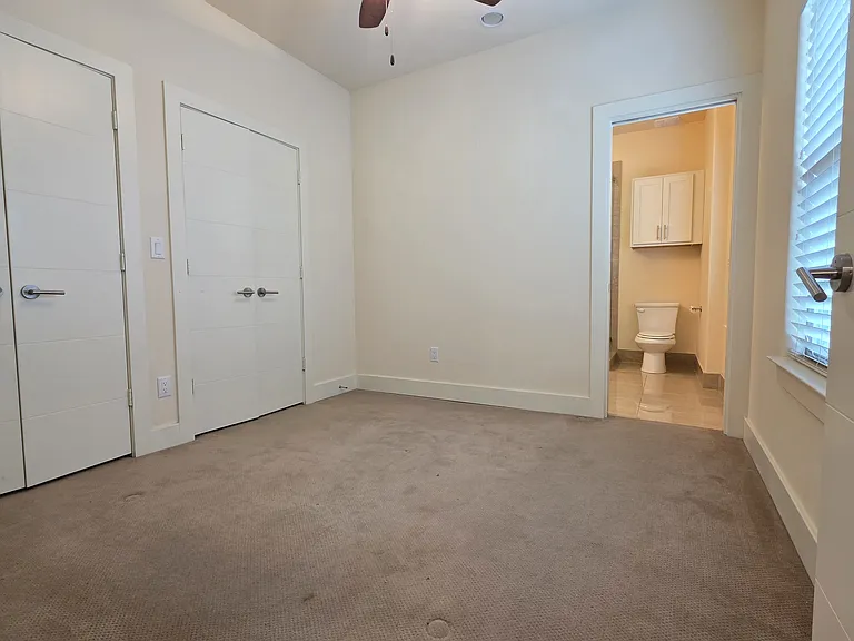 5905 Ross Ave #5 — Photo 14