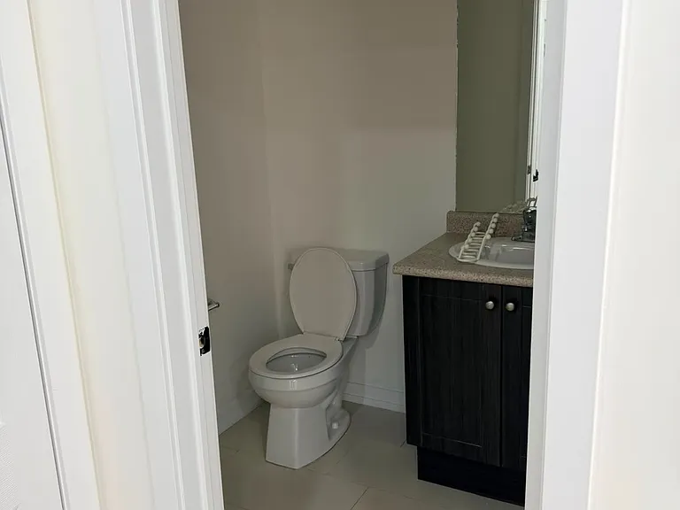 18 Golden Springs Dr — Photo 4