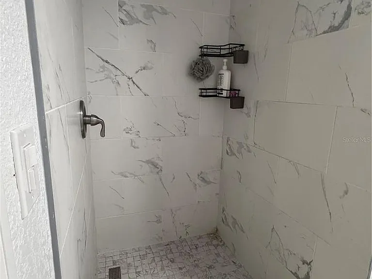205 S Chandler Ave — Photo 19