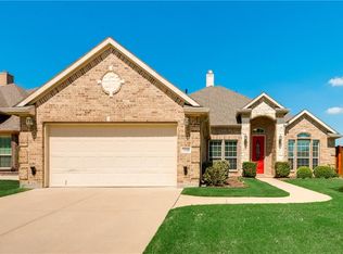 7228 Darsena, Grand Prairie, TX 75054