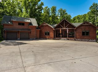 562 Ridgeview Dr, Pegram, TN 37143