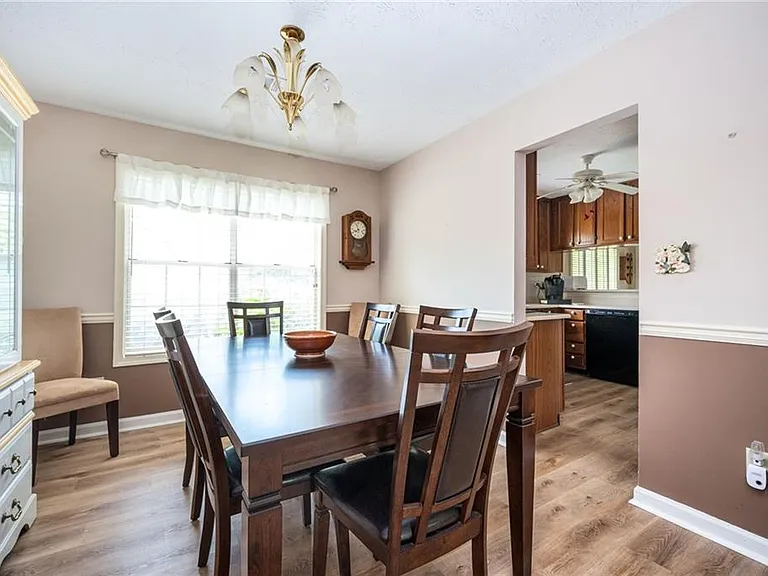 4015 Paloverde Dr NW — Photo 8