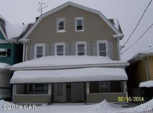 572-574 Carson St, Hazleton, PA 18201