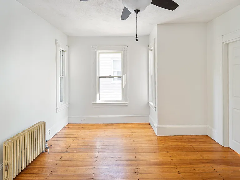 63-65 Harvard St #2 — Photo 11