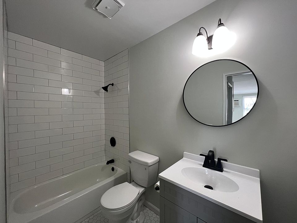 2nd image of 18 69th St APT 1B