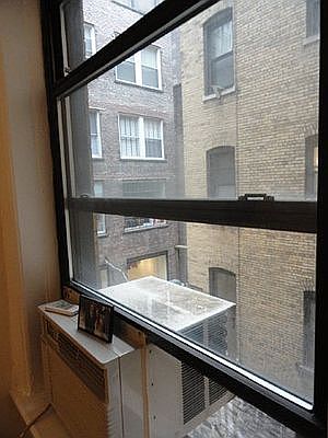 5th image of 135 W 16th St APT 22
