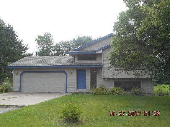 2nd image of 31537 Rum River Dr NE