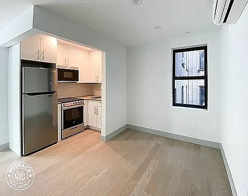 1st image of 317 Hawthorne St #3C