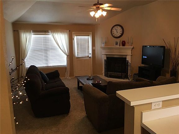 4th image of 2833 Quarter Horse Ln