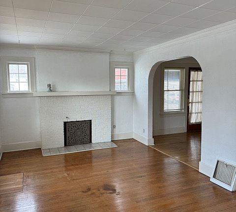 5th image of 1844 N Lafayette Ave #A